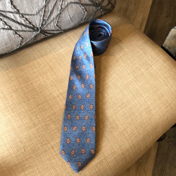 Joseph Abboud Tie - Picture 2 of 3